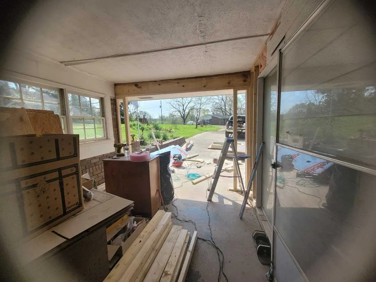 Air movers and dehumidifier for Drying & Dehumidification in Attalla